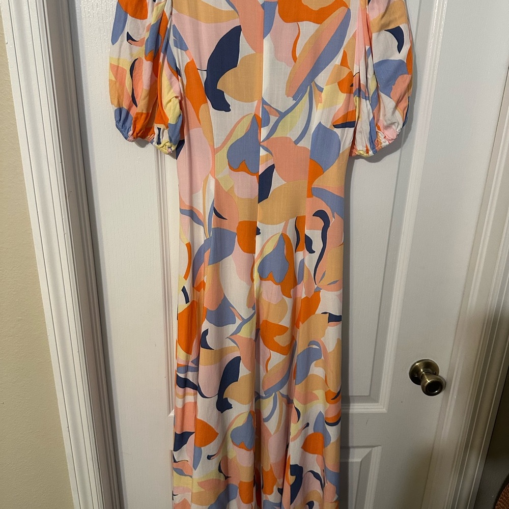 White Closet Elements Abstract Floral Midi Dress XS Twist Front Puff Sleeve - Picture 11 of 13